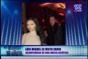 Luis Miguel es visto ebrio acompañado de una mujer asiática