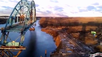 Crash, crash, destruction, wreck, demolition, drop the bridge!