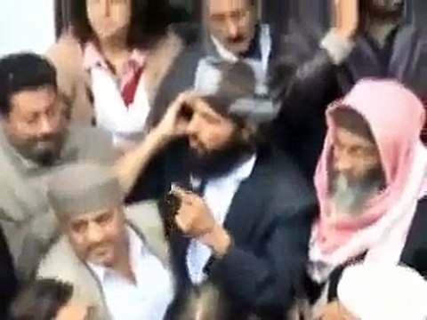 Fayyaz chohan PTI prominent in a Pro Mumtaz qadri rally shocking for progressive PTI