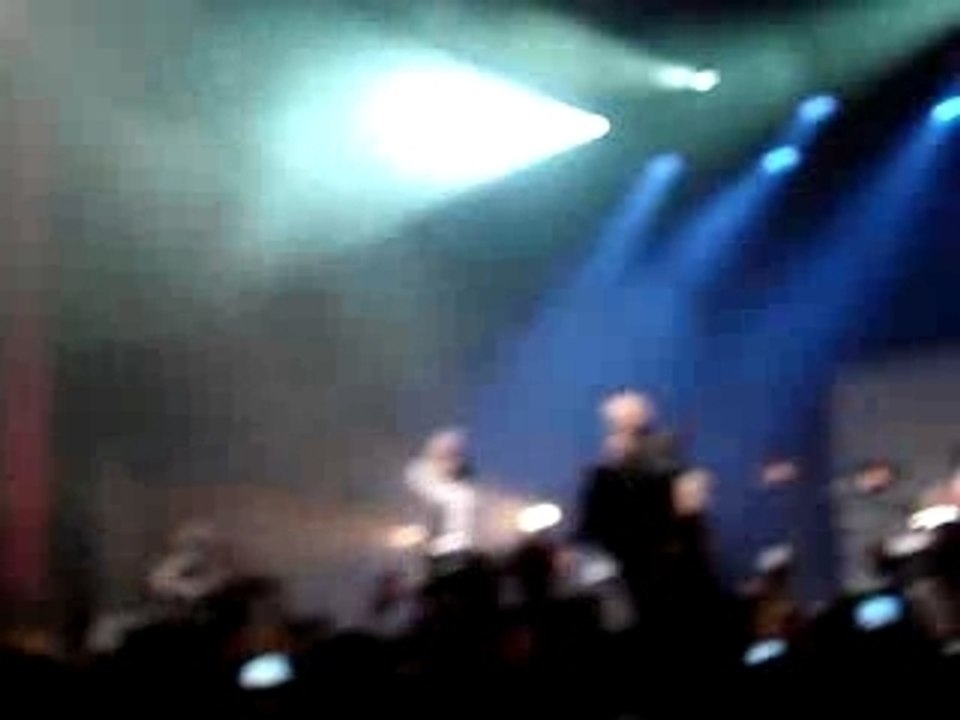 GOOD CHARLOTTE CONCERT OLYMPIA 20 MAI 2007 (14)