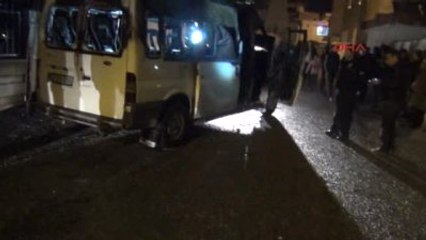 Adıyaman- Kahta'da Park Halindeki Minibüs Yandı