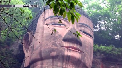 Leshan Giant Buddha , Mount Emei Scenic Area . (Full HD)