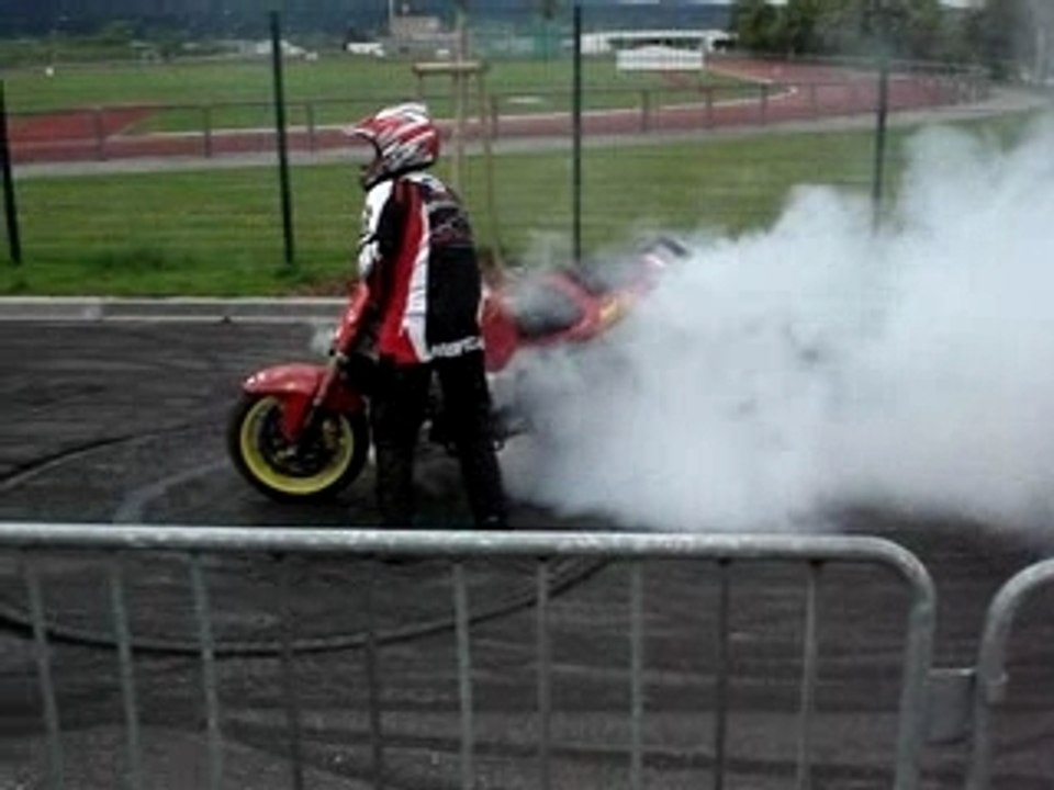 salon de la moto burn de fou