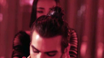 Teaser trong MV "Big Girls Don't Cry" Tóc Tiên