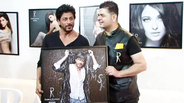 Shah Rukh Khan @ Dabboo Ratnani's Calendar 2016 Launch!