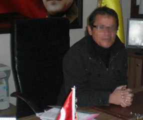 Sosyal Medyada Hedef Gösterilen Okul Müdürü İlçeyi Terk Etti