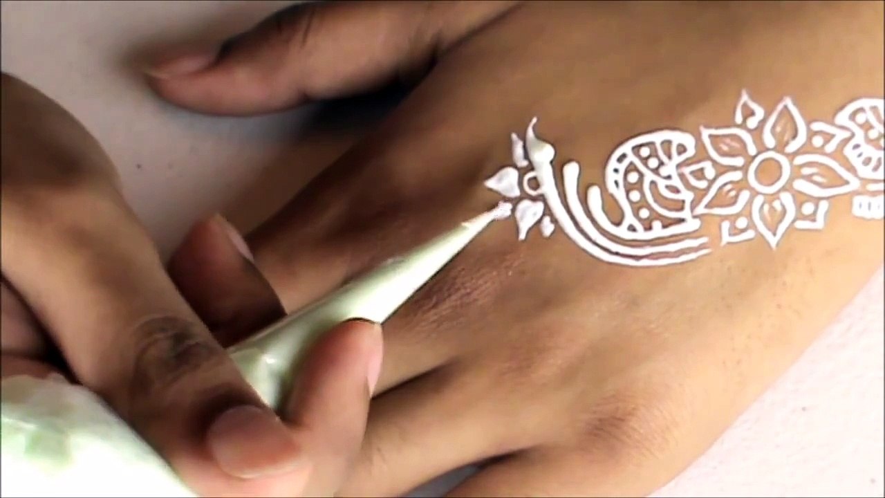 EID 'White Henna' Design_HD