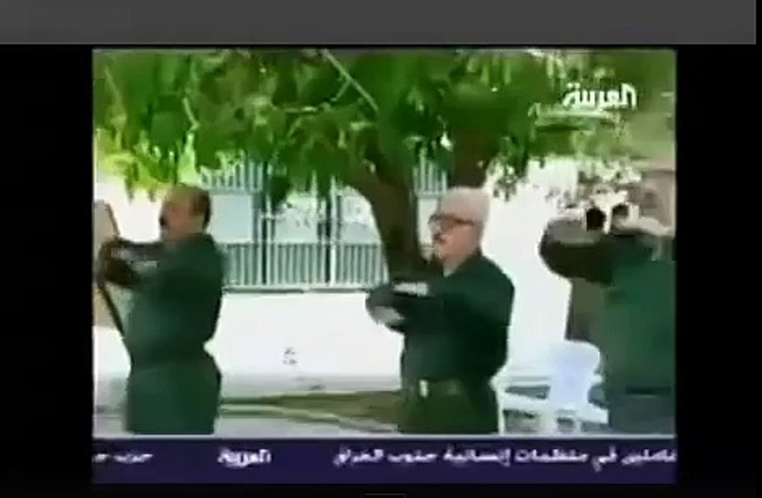 شاهد ماذا فعل صـدام حـسـيـن بوزرائه فـيـديـو نـادر جدا يعرض لاول مرة--