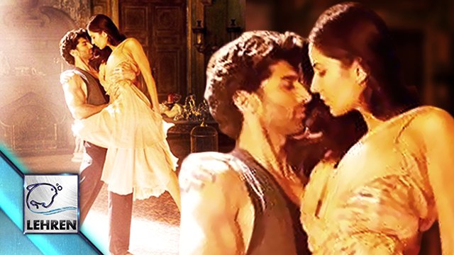 Katrina Kaif & Aditya Roy Kapur's HOT Pose From 'Fitoor'