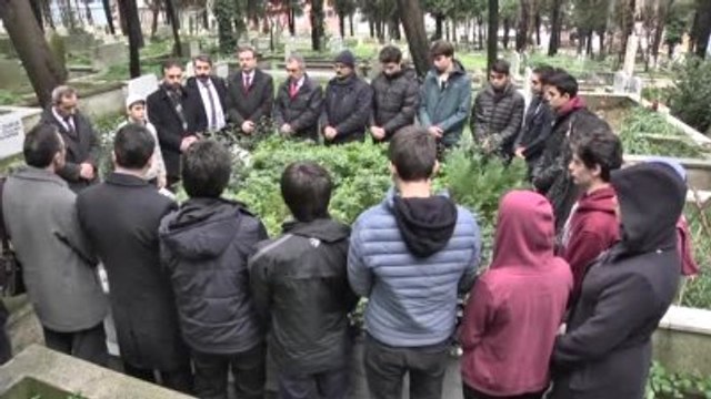 Cemil Meriç, Kabri Başında Anıldı