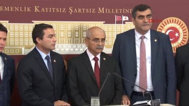 CHP'li Niyazi Nefi Kara Bir Kere de Sur'un, Cizre'nin ve Silopi'nin Mahalle Muhtarlarını Çağırıp...