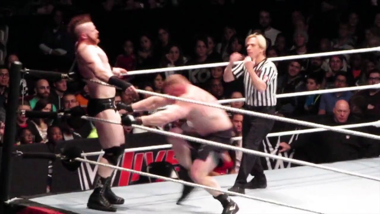 Brock vs Sheamus (Houston, Texas 01_08_2016)