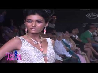 Manish Goyal & Hot Models Walks for Monica Kapoor