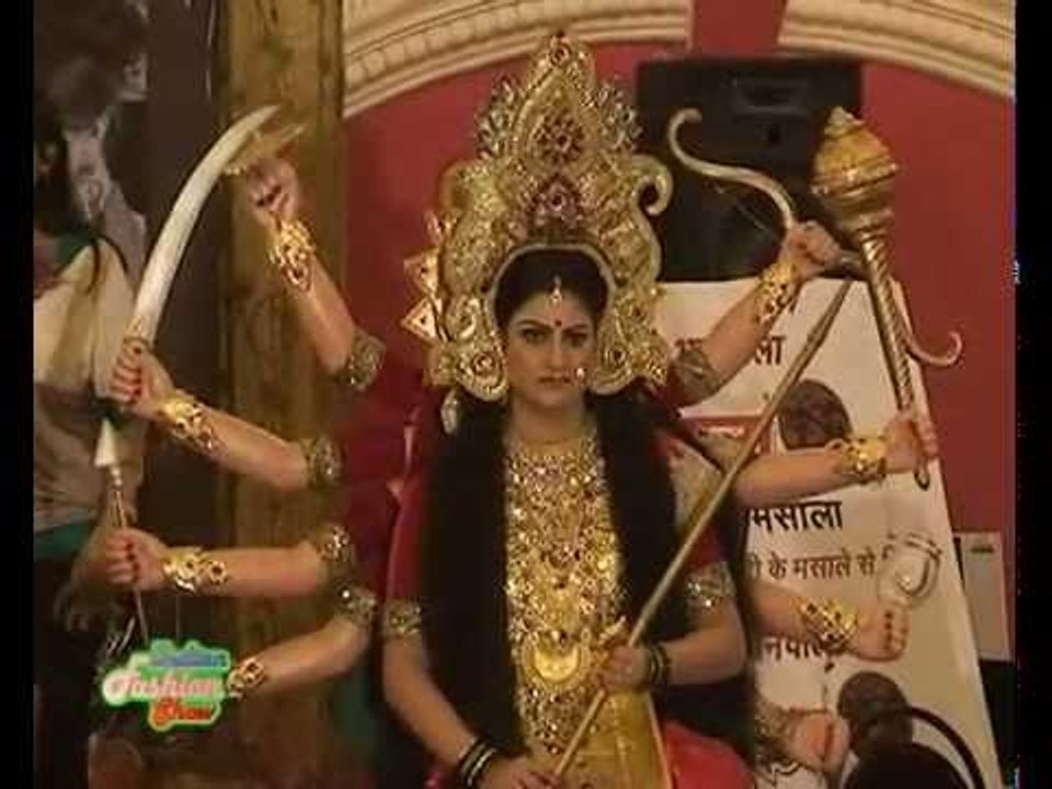 Indian Goddess Hair styles By Bharat And Dorri At fashion Show