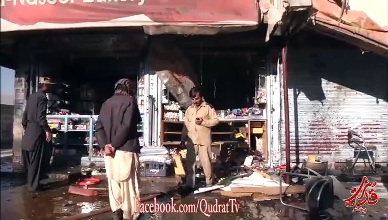 کوئٹہ سٹلائٹ ٹاؤن پولیس گاڑی کے قریب دھماکہ اور پولیو ٹیم پر فائرنگ سے پولیس اہلکاروں سمیت سولہ افراد جاں بحق اور چالیس افراد زخمی زخمیوں میں اکثریت پولیس اہلکاروں کی ہے