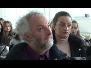 Lajme - Ligjeratë nga Jahja Koka në Universitetin Fehmi Agani