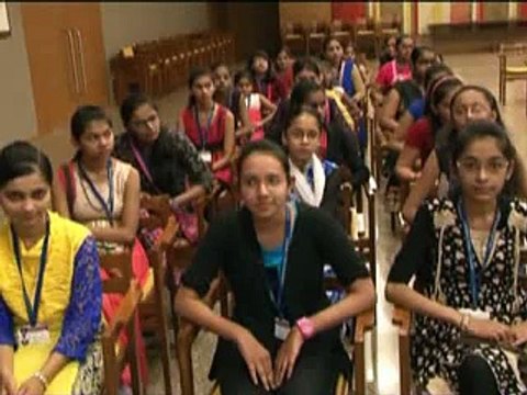 Gandhinagar Gujarat CM with school students