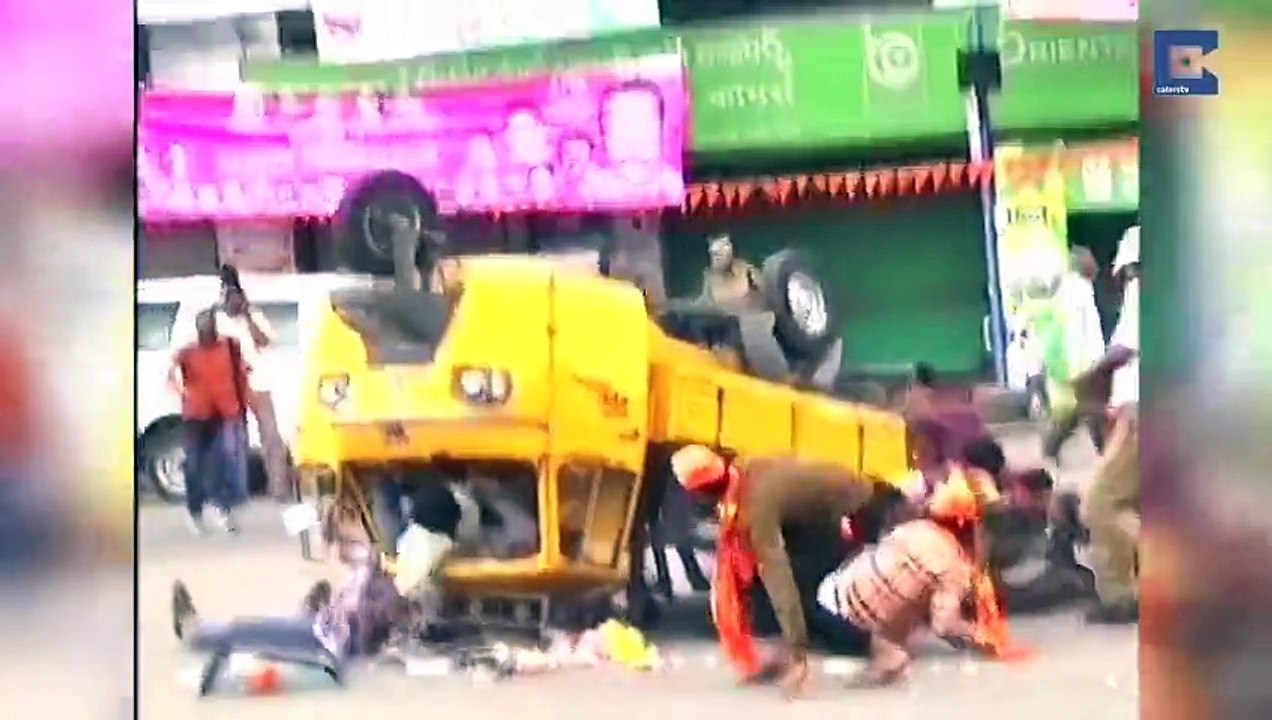 Most shocking road accidents horrible car crashes 1 hour compilation +18