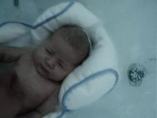 le bain de miguel (2 mois)