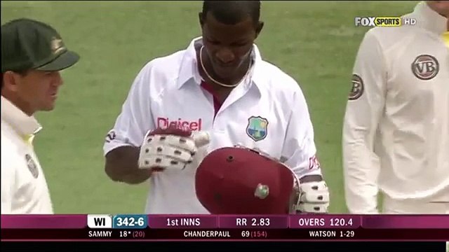 Shane Watson got treatment from Darren Sammy. Best answer by Darren Sammy to Shane Watson. Rare cricket video