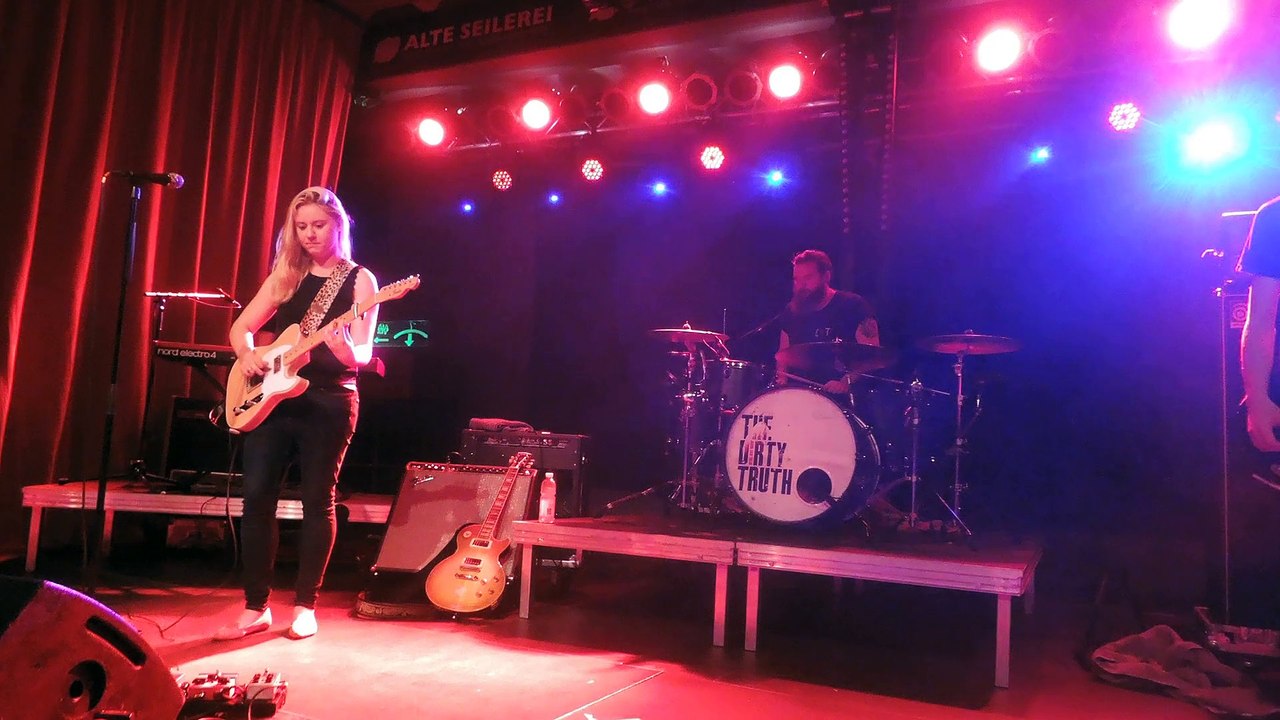 Joanne Shaw Taylor - "The Dirty Truth" @ Alte Seilerei in Mannheim (Oct 14, 2014)