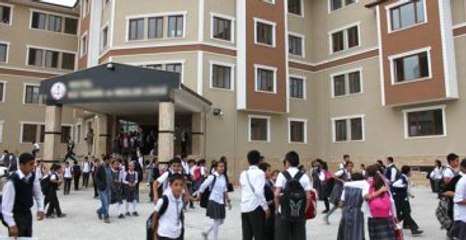 MEB de Başbakanlık'a Uydu! Okullara 'Cuma Namazı' Genelgesi