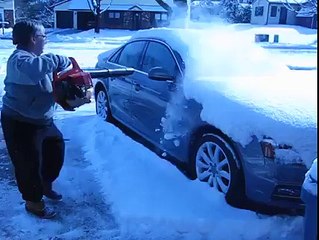 Best way to clean the snow off your vehicle this Winter