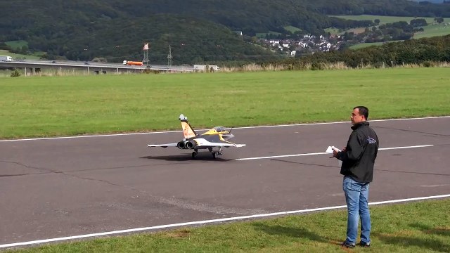 RC TURBINE JET CRASH !!! DASSAULT RAFALE RC JET WITH FIRE IN THE ENGINE TURBINE EXPLOSION