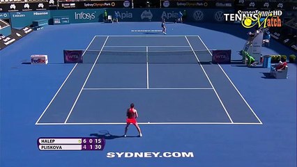 Simona Halep vs Karolina Pliskova Amazing Point SYDNEY 2016