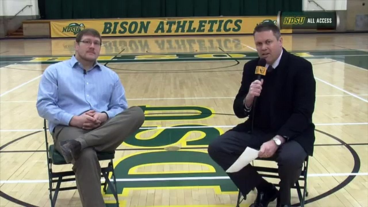 NDSU Wrestling: Bison Coaches Corner - January 11, 2016 (News World)