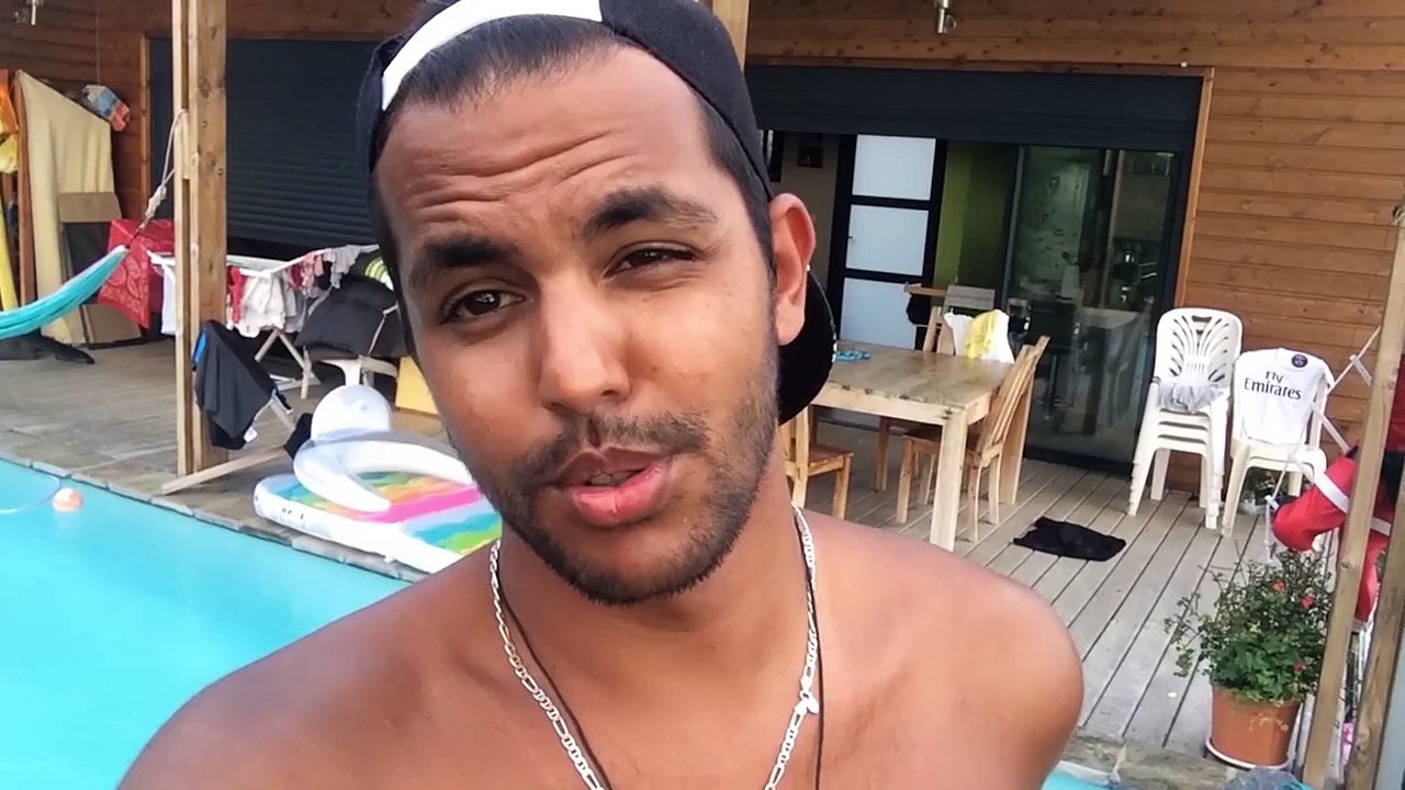 Grosse surprise pour Anne-So - Marion et Anne-So