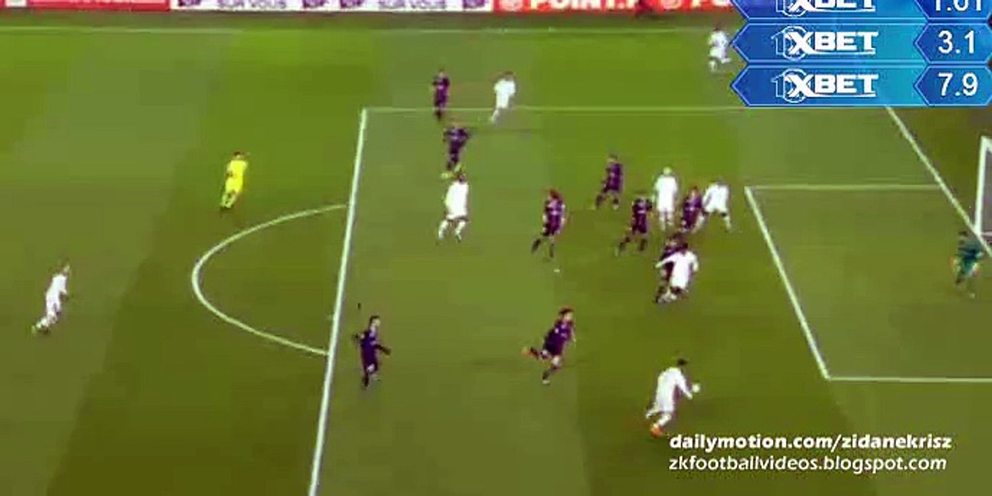 Très beau but de tolisso