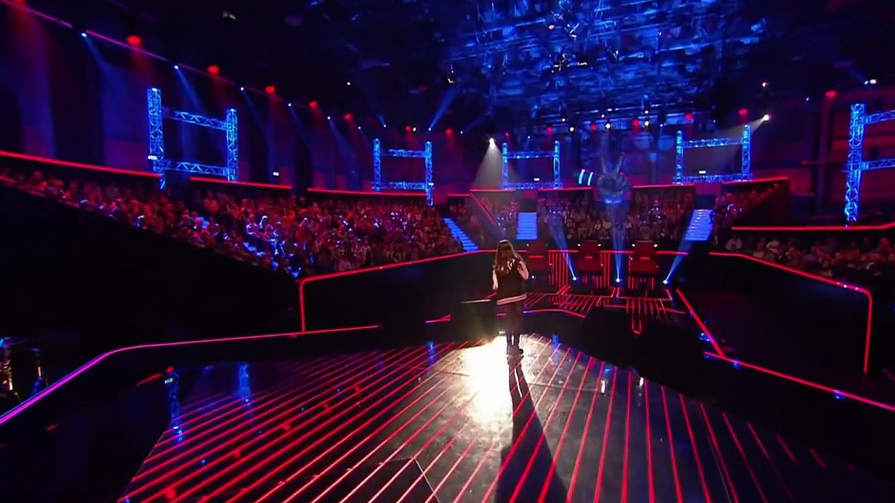 Kelly Clarkson - Mr. Know It All (Maria) | The Voice Kids 2015 | Blind Auditions | SAT.1