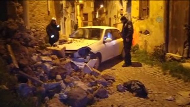Polisin Dur İhtarına Uymayınca Metruk Evin Duvarına Çarptı