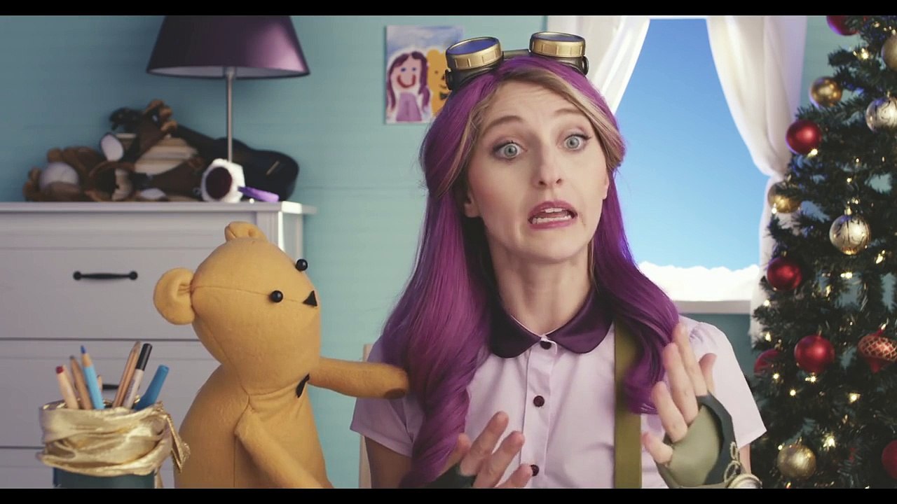 Miss Persona’s Christmas Mix: Deck The Halls, Silent Night, We Wish You a Merry Christmas