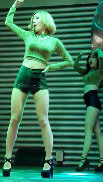 160111 로즈퀸 Rose Queen 지니 - Uptown Funk Remix (헬로apm) 직캠