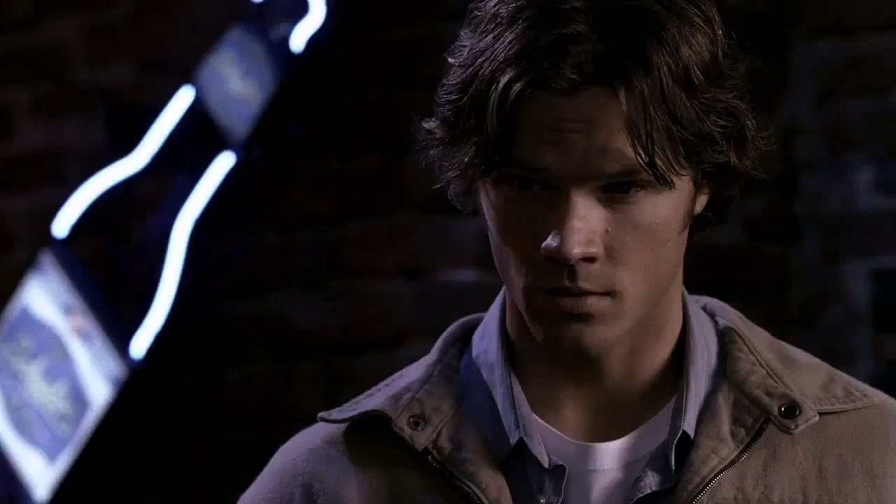 Supernatural | 2x15 | Uzaylılar bana sonda taktılar