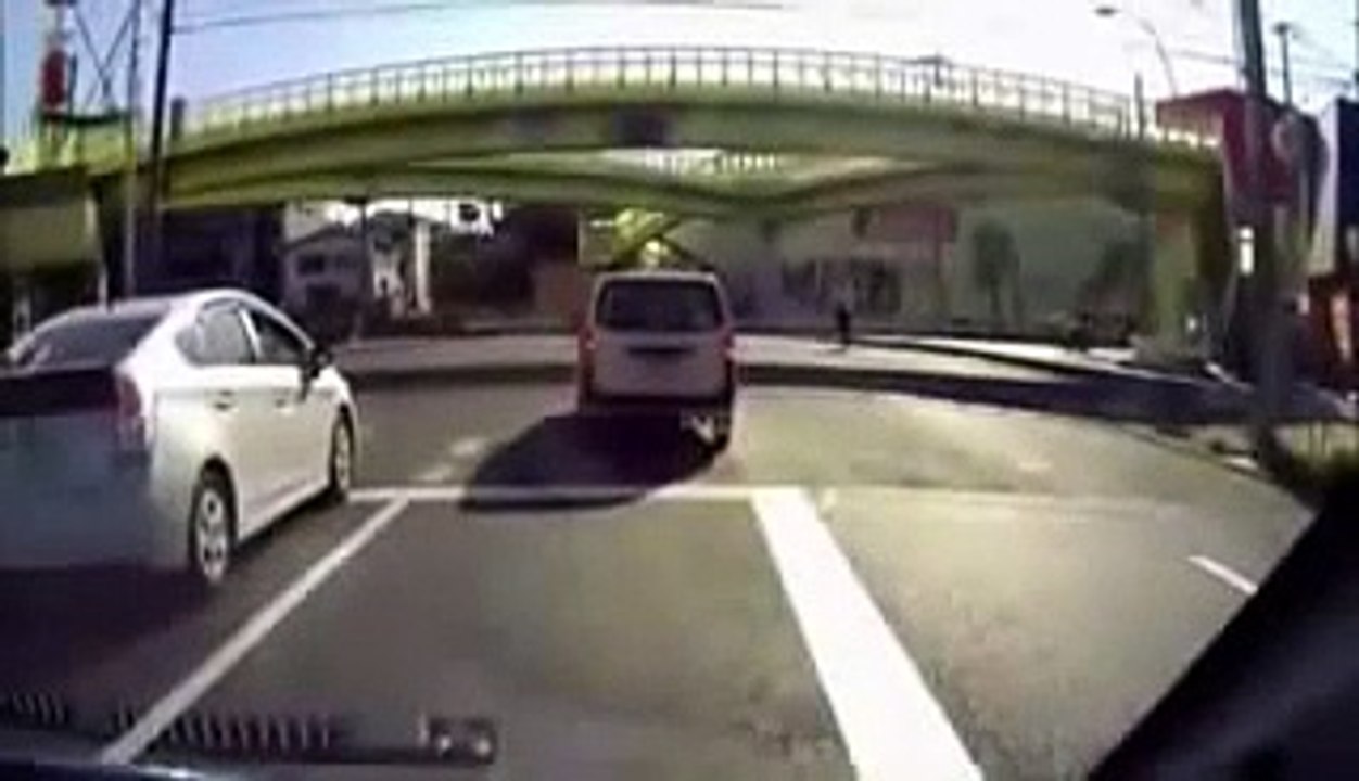 car accident in Japan Part18 , 【ドライブレコーダー】日本の交通事故パート１８‬