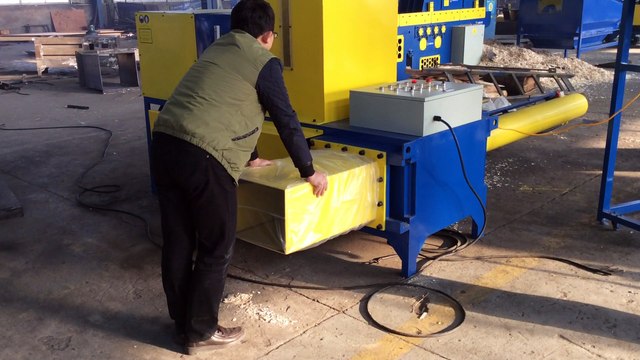 wood shaving baler