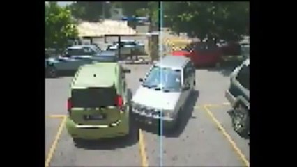 【~衝撃~世界の交通事故　2013】 世界を震撼させた交通事故集 ドライブレコーダー PART4 HD