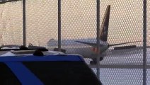 Amazing Snow Crosswind Landings - Plane Spotting Chicago O'Hare International Airport  Video Arts