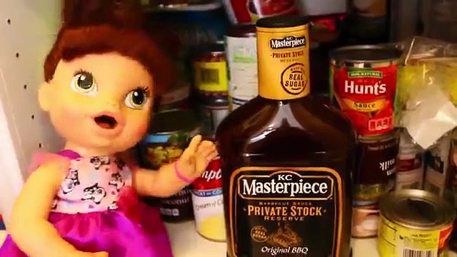 Baby Alive Doll Plays WILL IT SMOOTHIE & Makes Gross Kitchen Smoothie Bottle by DisneyCarToys