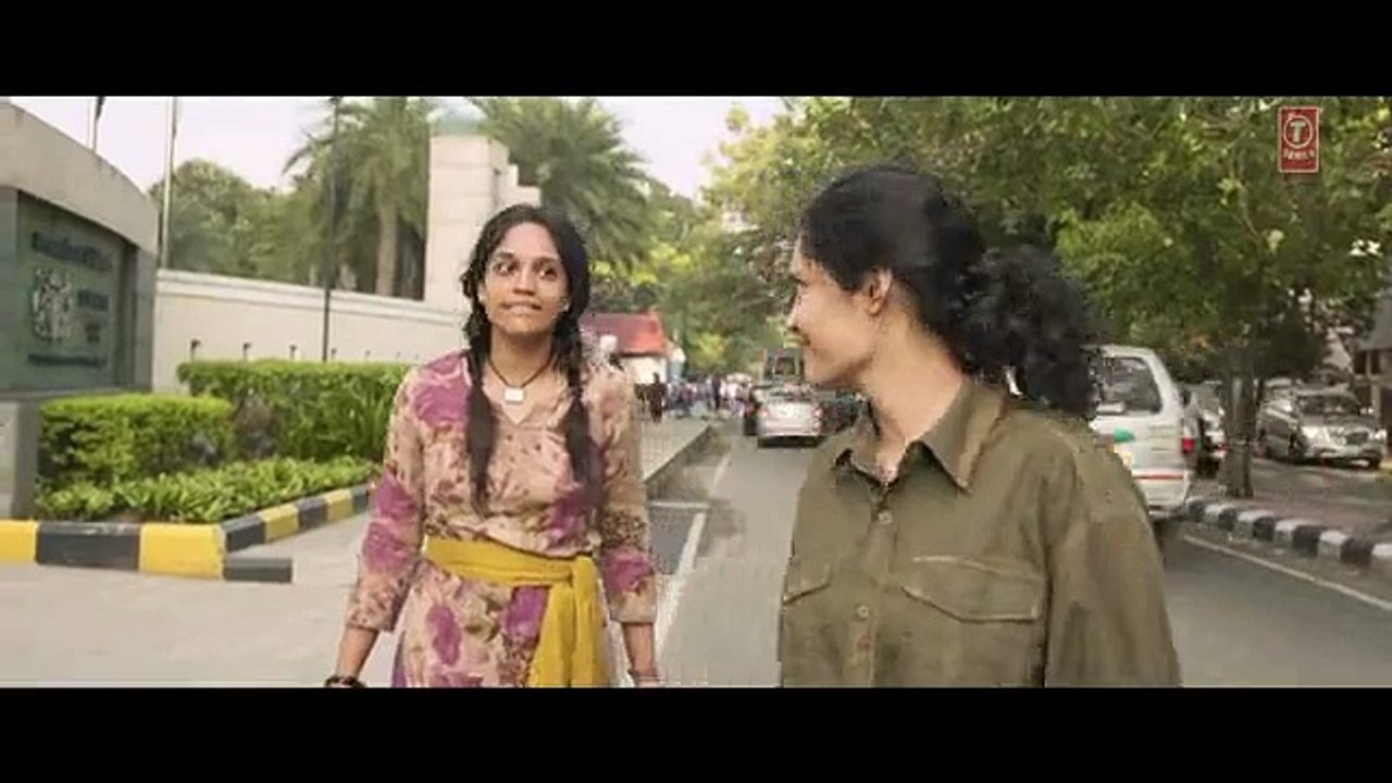 Jhalli Patakha Saala Khadoos 2016 - Jazzi Collection