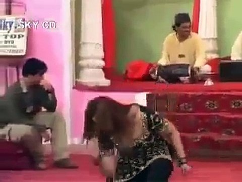 Main Ishq Kamaya Full Time Hot And Sexxy Mujra-Girlsscandals