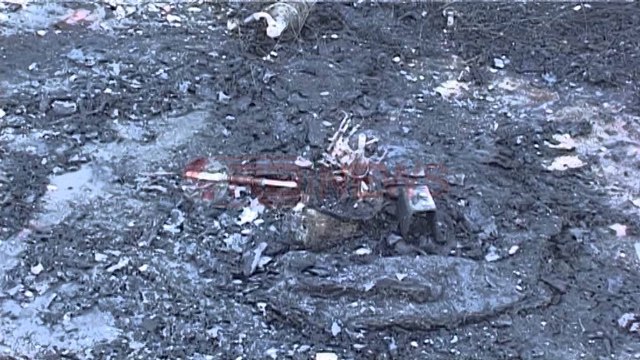 Lushnje, digjet makina e vëllait të një efektivi policie - Ora News- Lajmi i fundit-