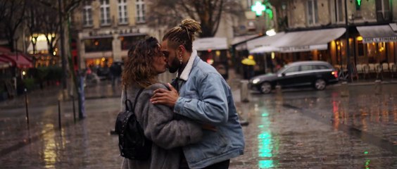 Buzz : De la danse et des baisers dans les rues de Paris pour un projet dirigé par Redha Medjellekh !