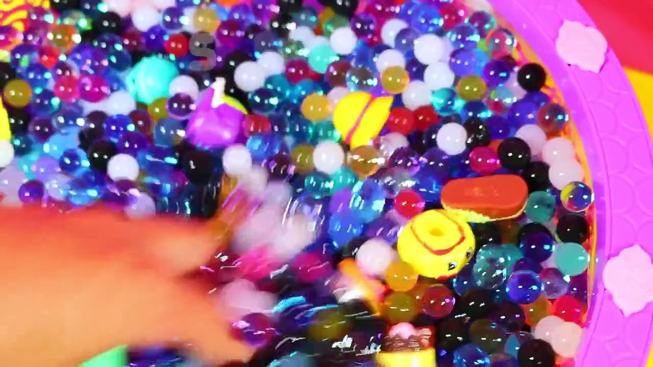 Shopkins MEGA PACK Season 2 MEGA Blind Bag Toys 40 Opening Toy Review