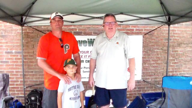 GloveWhisperer talking with satisfied Parent of 2 players