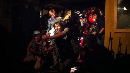 vMetro - «Breathe» («Prodigy» cover) («Камчатка», 21.08.2011)