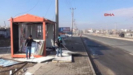 Nusaybin'de PKK'nın Polise Bombalı Saldırısında 1 Sivil Hayatını Kaybetti